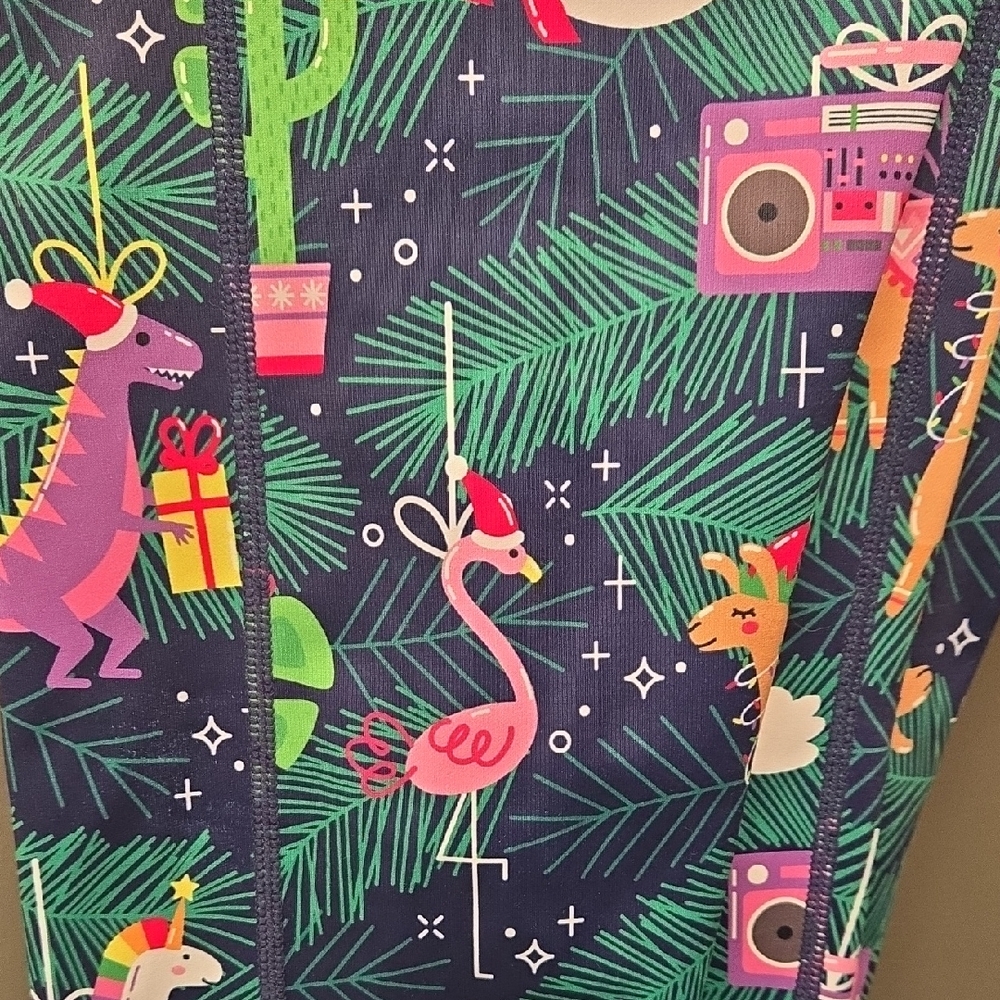 CVG Holiday Magic Full Length Leggings Size Medium